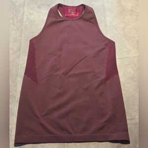 Athleta Caliber Tank Sleeveless Burgundy Racerback Mesh Top Womens S Workout EUC